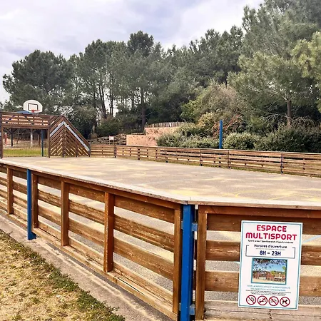 Mobil C06 Siblu La キャンプ場