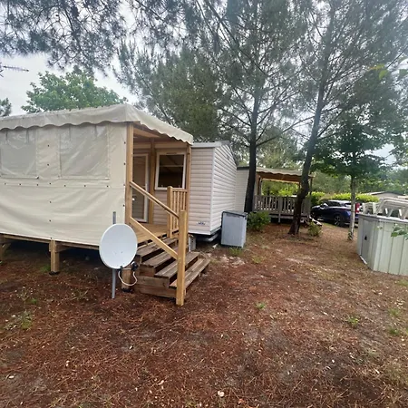 Mobil C06 Ou C044 Siblu La Campingplatz